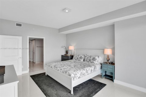 Купить кондоминиум в Санни-Айлс-Бич, Флорида 2 спальни, 146.69м2, № 1967091 - фото 23