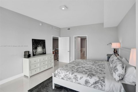 Купить кондоминиум в Санни-Айлс-Бич, Флорида 2 спальни, 146.69м2, № 1967091 - фото 22