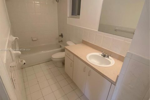 Villa ou maison à louer à Miami, Floride: 1 chambre, 65.03 m2 № 1956610 - photo 6