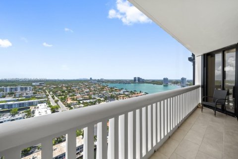 Condominio en venta en Aventura, Florida, 3 dormitorios, 244.33 m2 № 2058735 - foto 6