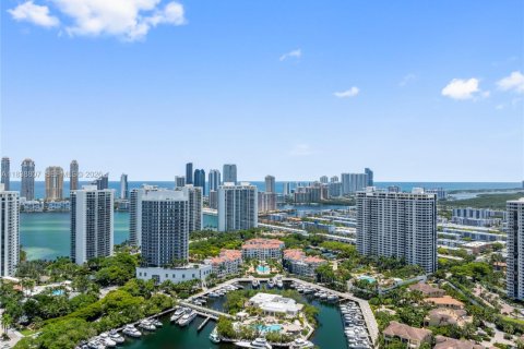 Condominio en venta en Aventura, Florida, 3 dormitorios, 244.33 m2 № 2058735 - foto 22