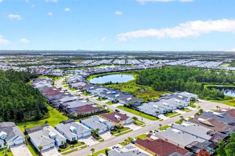 Casa en venta en Daytona Beach, Florida, 2 dormitorios, 217.3 m2 № 2384471 - foto 2