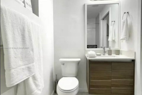 Condominio en venta en Miami, Florida, 2 dormitorios, 77.76 m2 № 1807808 - foto 13