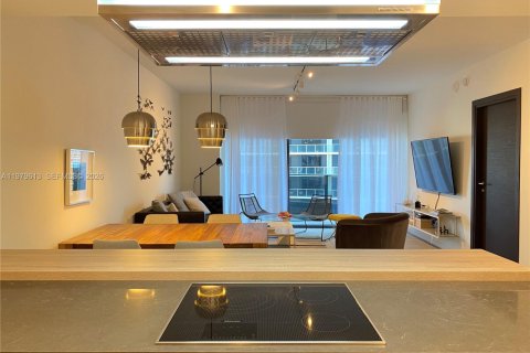 Снять в аренду кондоминиум в Майами, Флорида 2 спальни, 102.84м2, № 2046116 - фото 7