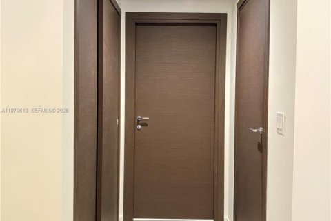 Снять в аренду кондоминиум в Майами, Флорида 2 спальни, 102.84м2, № 2046116 - фото 23