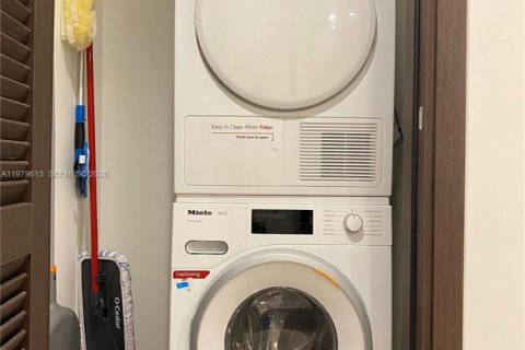 Снять в аренду кондоминиум в Майами, Флорида 2 спальни, 102.84м2, № 2046116 - фото 19