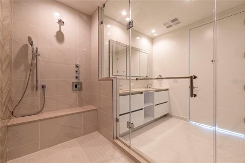 Copropriété à vendre à Saint Petersburg, Floride: 2 chambres, 118.64 m2 № 2099994 - photo 18