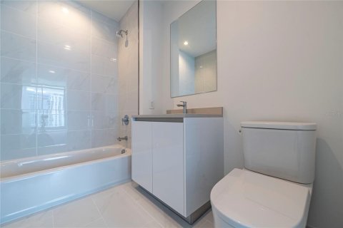 Copropriété à vendre à Saint Petersburg, Floride: 2 chambres, 118.64 m2 № 2099994 - photo 25