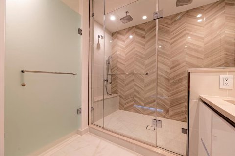 Copropriété à vendre à Saint Petersburg, Floride: 2 chambres, 118.64 m2 № 2099994 - photo 19