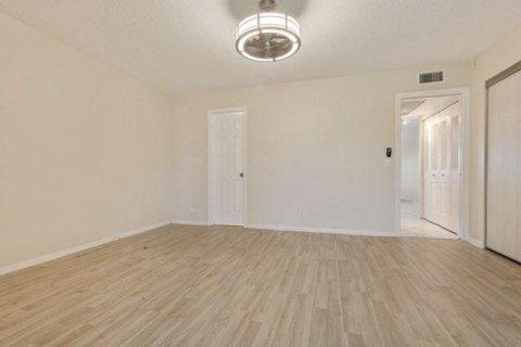 Condominio en venta en Deerfield Beach, Florida, 1 dormitorio, 66.8 m2 № 2085661 - foto 14