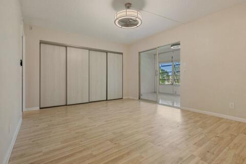 Condominio en venta en Deerfield Beach, Florida, 1 dormitorio, 66.8 m2 № 2085661 - foto 3