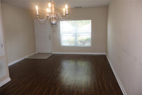 Townhouse in Ocala, Florida 2 bedrooms, 105.35 sq.m. № 1901632 - photo 5
