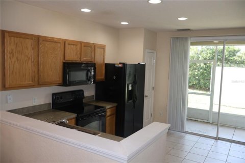 Townhouse in Ocala, Florida 2 bedrooms, 105.35 sq.m. № 1901632 - photo 4