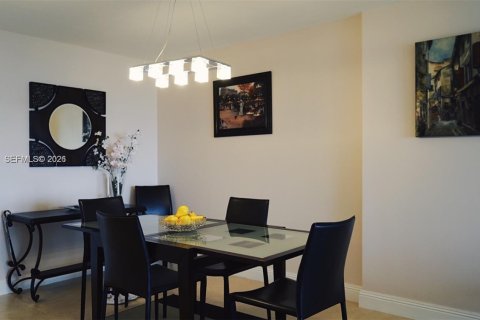 Copropriété à vendre à Aventura, Floride: 2 chambres, 102.56 m2 № 1963293 - photo 7