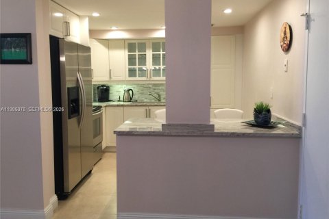 Copropriété à vendre à Aventura, Floride: 2 chambres, 102.56 m2 № 1963293 - photo 4