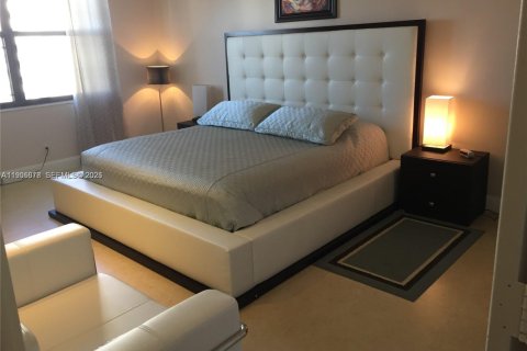 Copropriété à vendre à Aventura, Floride: 2 chambres, 102.56 m2 № 1963293 - photo 18