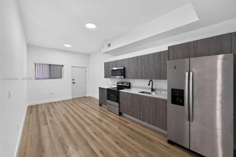 Apartment in Miami, Florida 2 bedrooms, 74.32 sq.m. № 2381708 - photo 5