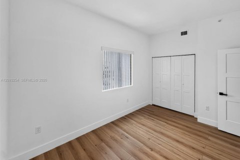 Apartment in Miami, Florida 2 bedrooms, 74.32 sq.m. № 2381708 - photo 9