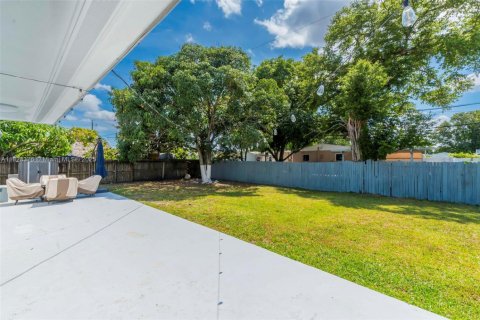 House in Hollywood, Florida 3 bedrooms, 98.1 sq.m. № 1801102 - photo 28
