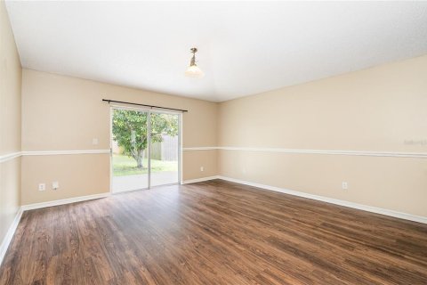 House in Melbourne, Florida 4 bedrooms, 176.7 sq.m. № 1913355 - photo 4