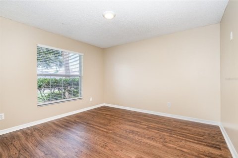 House in Melbourne, Florida 4 bedrooms, 176.7 sq.m. № 1913355 - photo 11