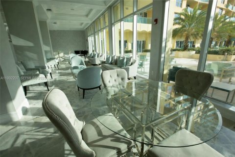 Снять в аренду кондоминиум в Холливуд, Флорида 1 спальня, 69.21м2, № 1990794 - фото 9