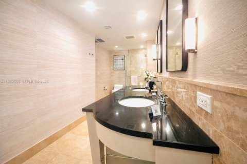 Condo in Riviera Beach, Florida, 2 bedrooms  № 2052072 - photo 27