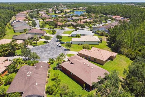 House in Kissimmee, Florida 3 bedrooms, 186.83 sq.m. № 1264939 - photo 29