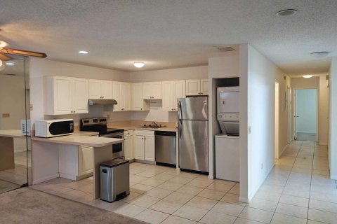 Villa ou maison à louer à Delray Beach, Floride: 2 chambres, 103.03 m2 № 2439177 - photo 3