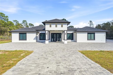 House in Spring Hill, Florida 3 bedrooms, 251.21 sq.m. № 2195099 - photo 2