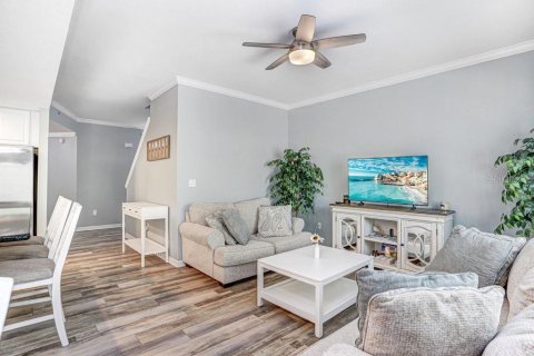Adosado en venta en Tampa, Florida, 4 dormitorios, 211.91 m2 № 2097548 - foto 15