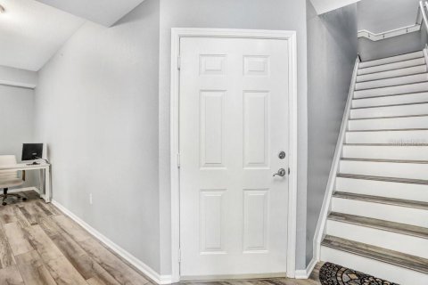 Adosado en venta en Tampa, Florida, 4 dormitorios, 211.91 m2 № 2097548 - foto 4