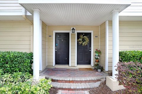 Adosado en venta en Tampa, Florida, 4 dormitorios, 211.91 m2 № 2097548 - foto 3