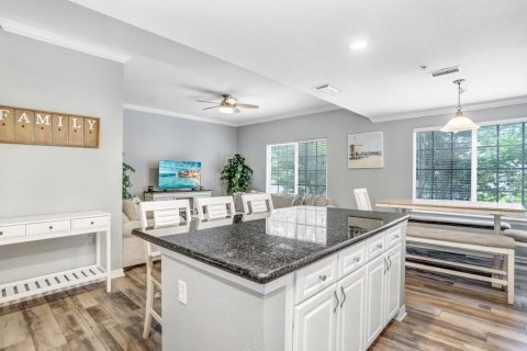 Adosado en venta en Tampa, Florida, 4 dormitorios, 211.91 m2 № 2097548 - foto 11