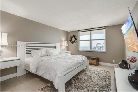 Condo in Fort Lauderdale, Florida, 2 bedrooms № 2081451 - photo 3
