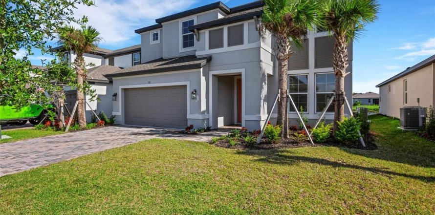House in Sarasota, Florida 4 bedrooms, 260.96 sq.m. № 1740194
