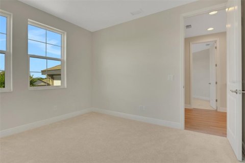 House in Sarasota, Florida 4 bedrooms, 260.96 sq.m. № 1740194 - photo 22