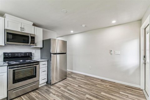Apartment in Tampa, Florida 1 bedroom, 46.45 sq.m. № 2230389 - photo 3