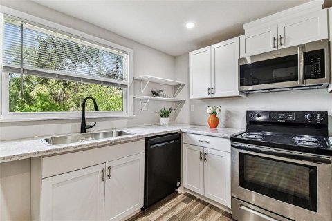 Apartment in Tampa, Florida 1 bedroom, 46.45 sq.m. № 2230389 - photo 6