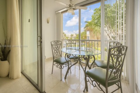 Купить кондоминиум в Майами, Флорида 2 спальни, № 2009488 - фото 5