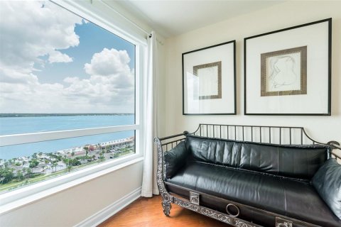 Condo in Clearwater, Florida, 3 bedrooms  № 1919076 - photo 25