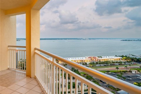Condo in Clearwater, Florida, 3 bedrooms  № 1919076 - photo 5