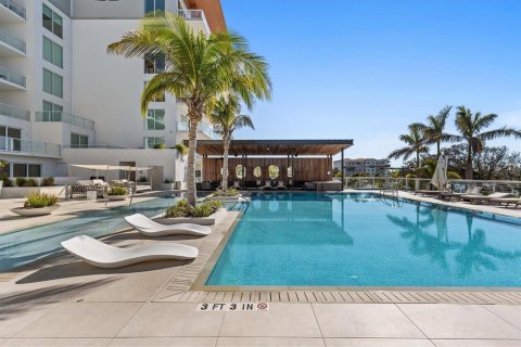 Touwnhouse à louer à Clearwater, Floride: 3 chambres, 300.07 m2 № 2386347 - photo 6