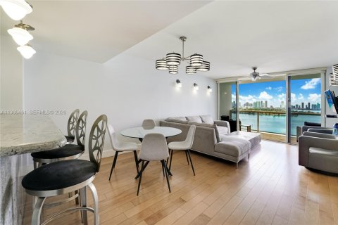 Copropriété à vendre à Miami Beach, Floride: 1 chambre, 69.68 m2 № 2026847 - photo 9