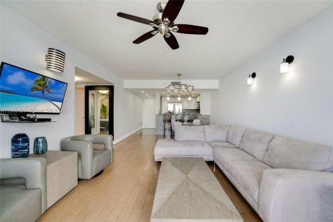 Copropriété à vendre à Miami Beach, Floride: 1 chambre, 69.68 m2 № 2026847 - photo 13