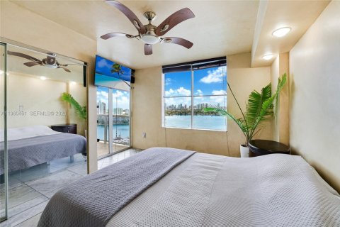 Copropriété à vendre à Miami Beach, Floride: 1 chambre, 69.68 m2 № 2026847 - photo 16