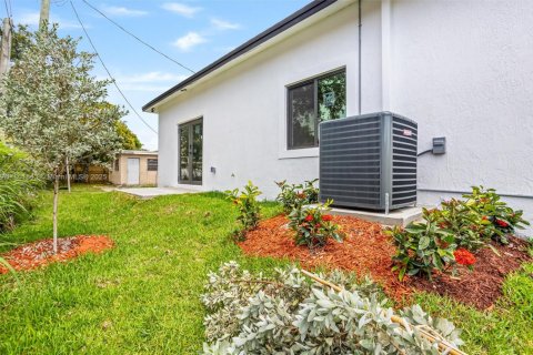 House in Fort Lauderdale, Florida 4 bedrooms № 1768166 - photo 21