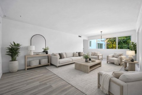 Villa ou maison à vendre à Coral Gables, Floride: 3 chambres, 168.34 m2 № 2033495 - photo 4