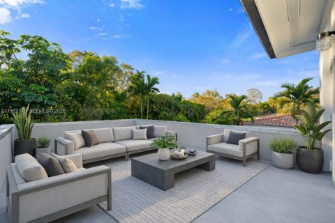 Villa ou maison à vendre à Coral Gables, Floride: 3 chambres, 168.34 m2 № 2033495 - photo 3
