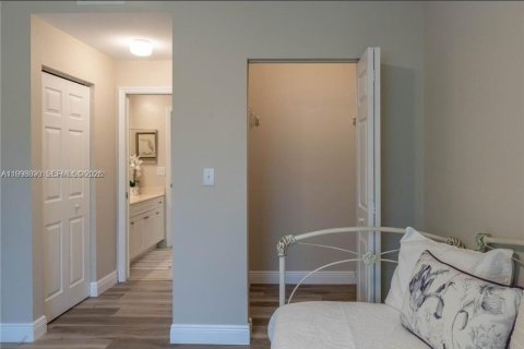 Condo in Palm Beach Gardens, Florida, 2 bedrooms  № 2064218 - photo 26